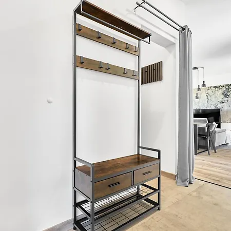 Rezidence George By Mountain Ways Apartman