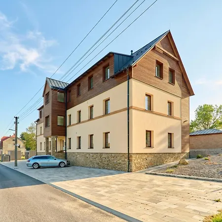 Rezidence George By Mountain Ways Apartman *